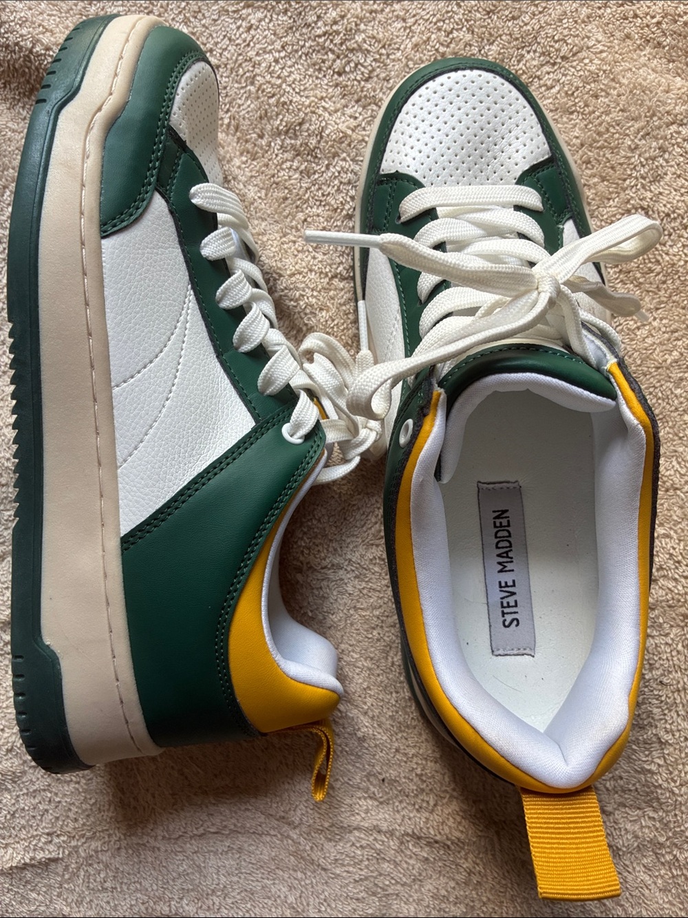 Steve Madden 8 Everlie Green, White & Yellow Low-Top Sneakers